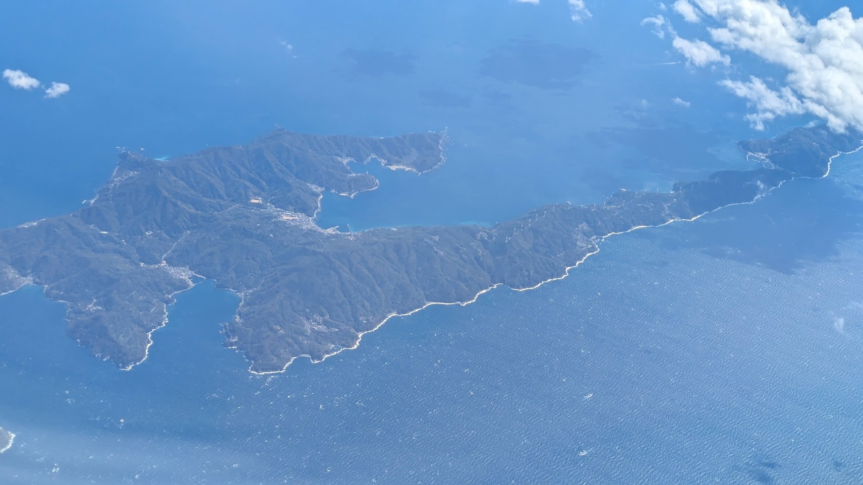 飛行機から撮った佐多岬の画像